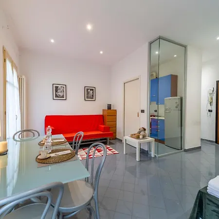 Falcon House - Nel Cuore Di