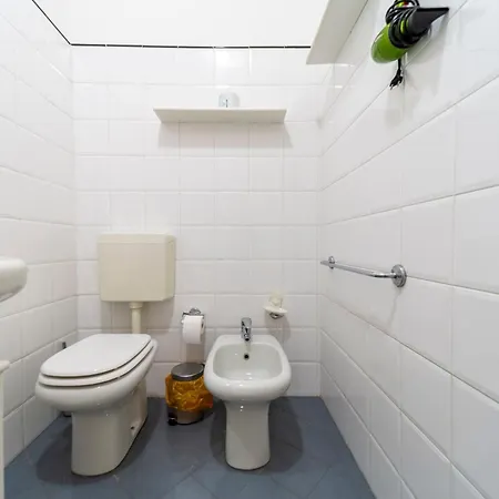 Falcon House - Nel Cuore Di * Parma