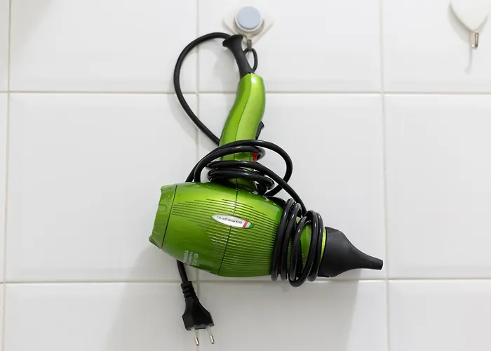 Apartment Falcon House - Nel Cuore Di Parma