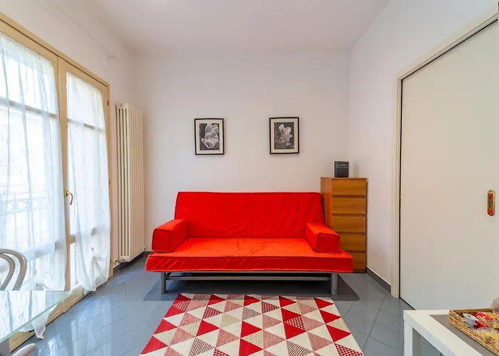 Apartment Falcon House - Nel Cuore Di Parma