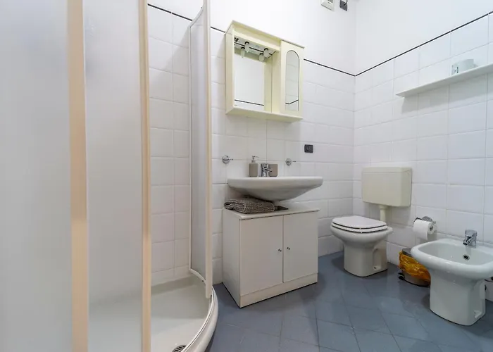 Apartment Falcon House - Nel Cuore Di